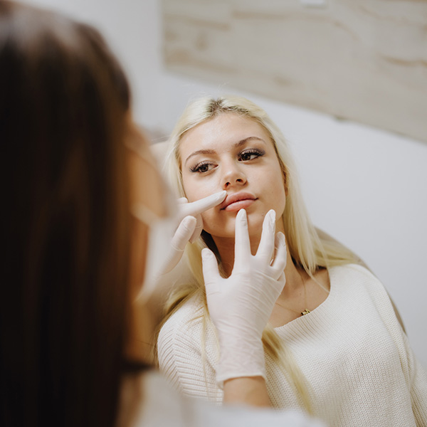 Lip-Enhancement-2269673690
